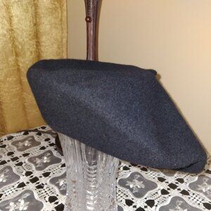 Elegant Classy Beret, Wool, Made in Europe